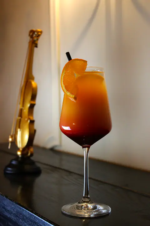 Tequila Sunrise