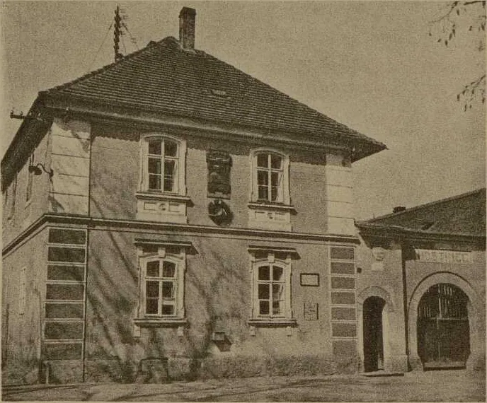 Antonín Dvořák’s birthplace in Nelahozeves in an old photograph
