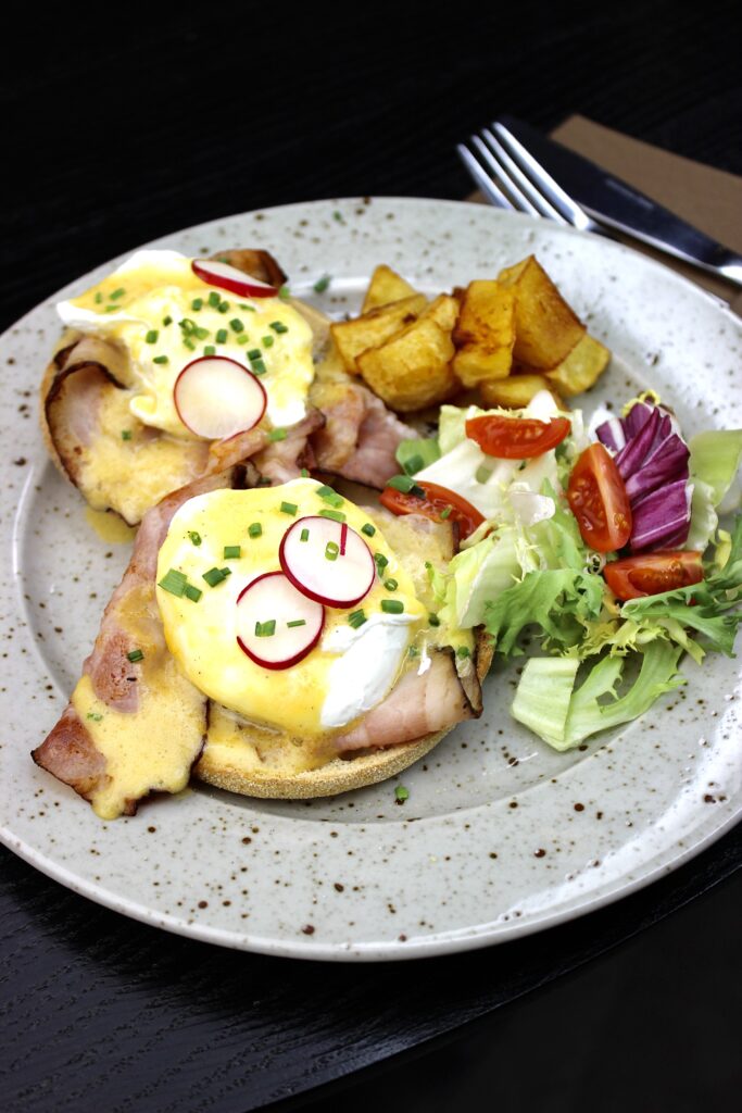 Bacon Benedict v restauraci A. Dvořák Praha 1
